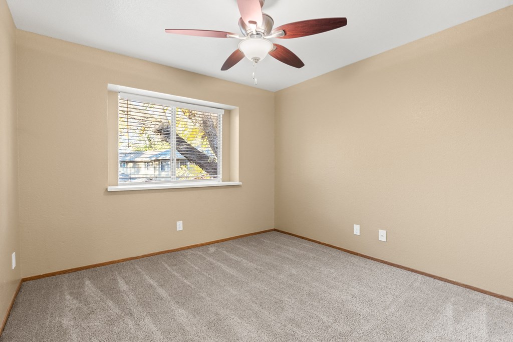 Ceiling Fan at Redwood Cove Apartments, Chico, CA  
