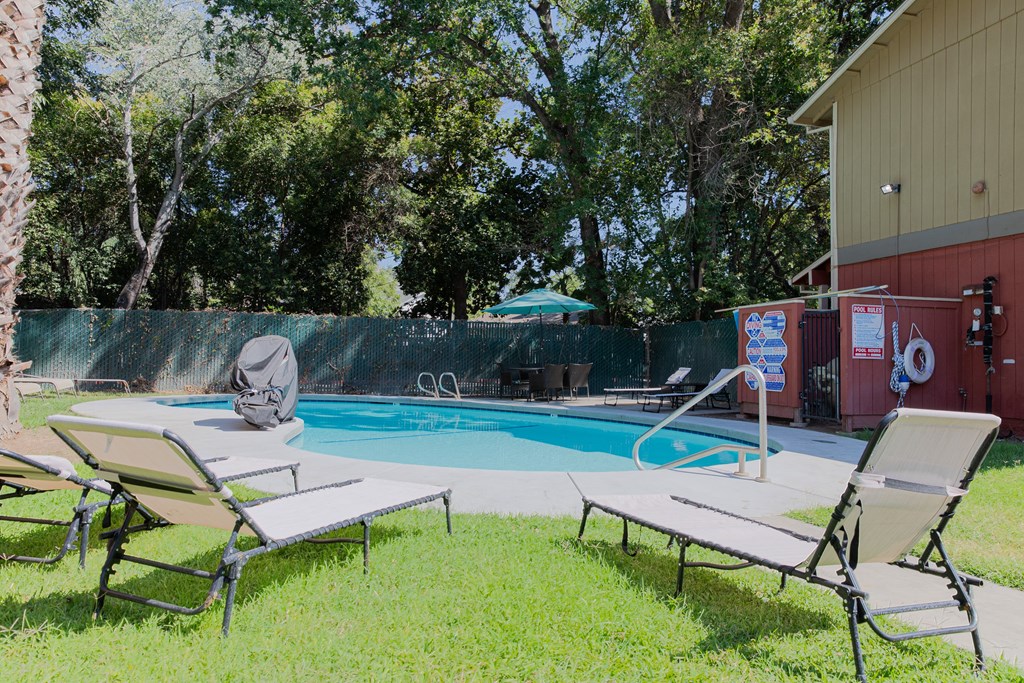 Poolside Relaxing Chairs at Pomona Townhomes, Chico, California