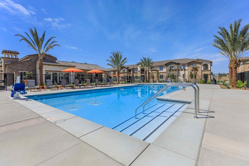 the swimming pool at the residence at the preserve apartments pool