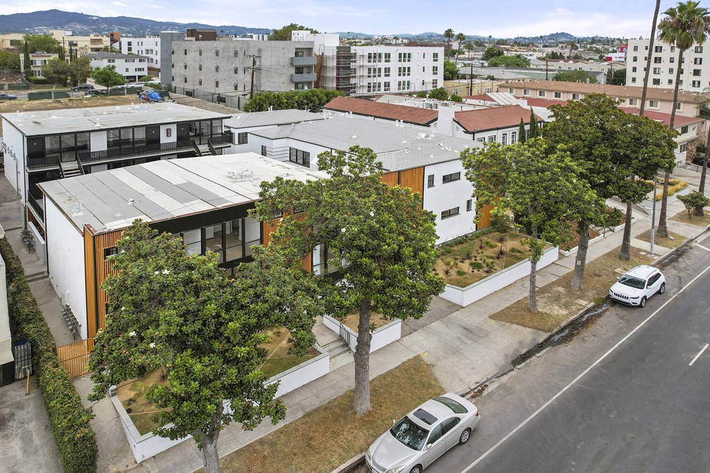 The Gates on Beverly