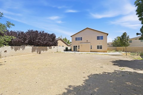 3627 E Avenue H10 4 Beds Apartment for Rent