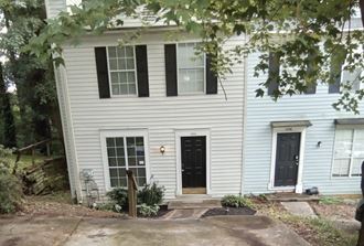 1094 Huntington Trce 2 Beds Apartment for Rent