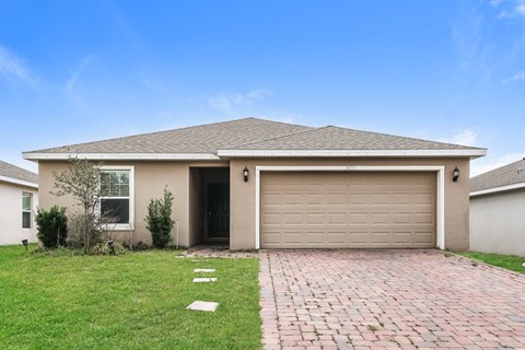 1473 Lucerne Loop Road NE 4 Beds Apartment for Rent