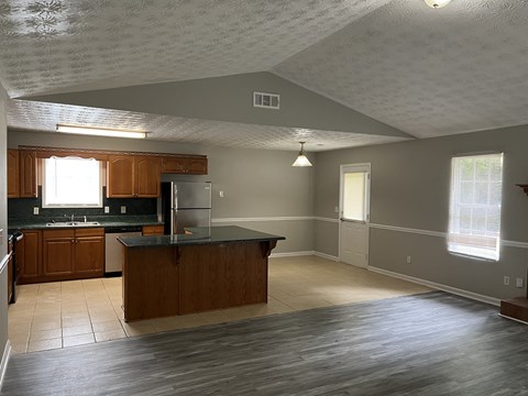 360 E Country Woods Dr