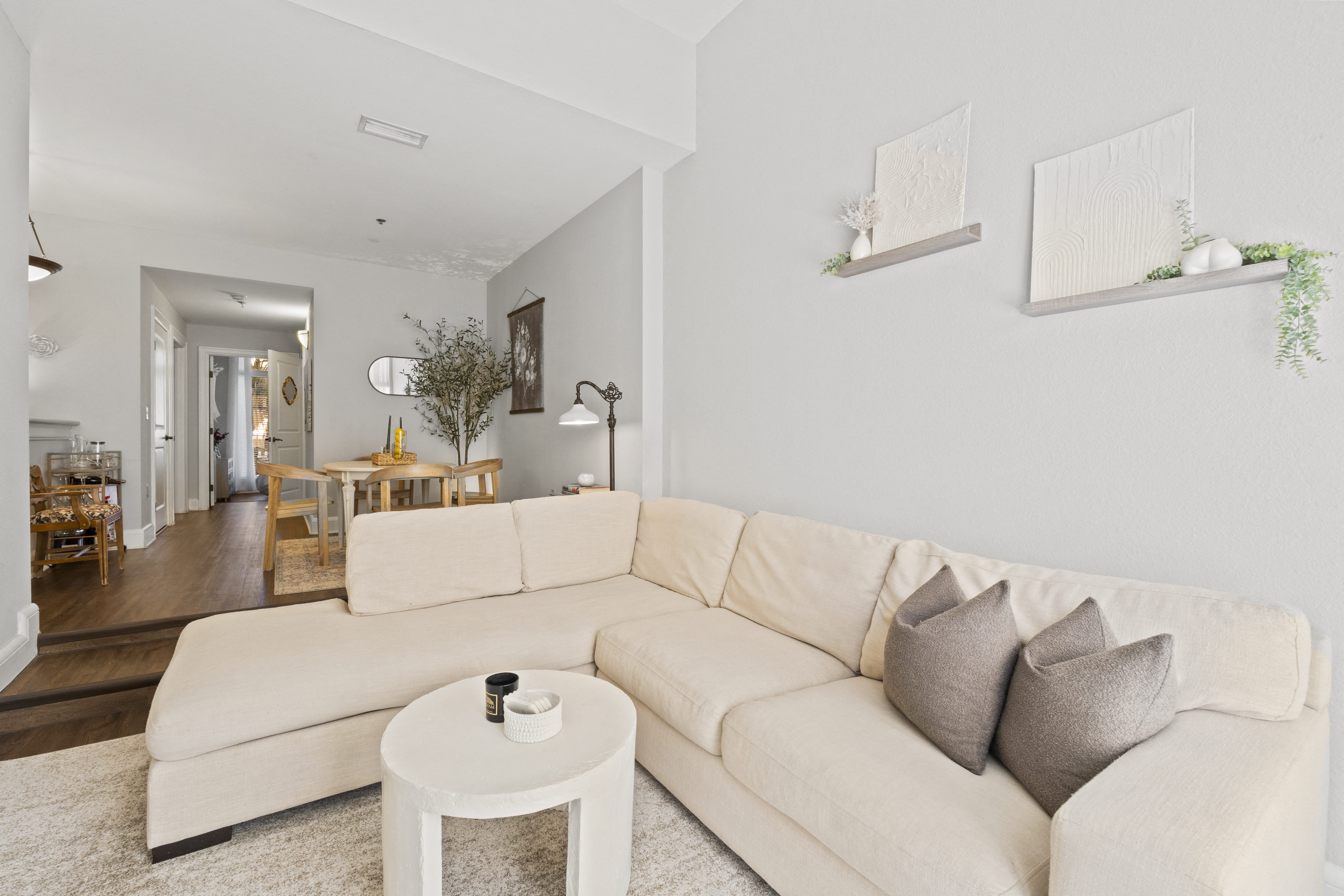 Lake Mirror Tower Apartments is a similar property to Lakewood Terrace located in Lakeland