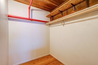 Everett Station Lofts