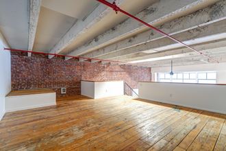 Everett Station Lofts