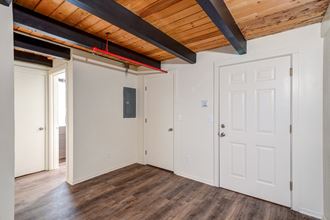 Everett Station Lofts