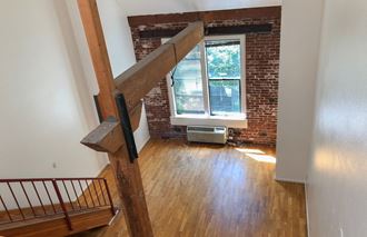 Everett Station Lofts