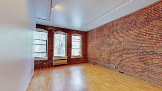 Everett Station Lofts