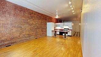 Everett Station Lofts