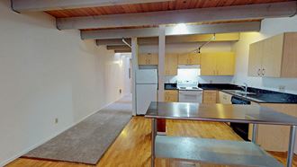 Everett Station Lofts