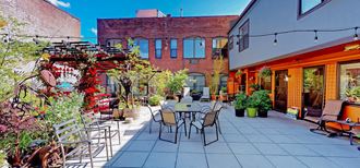 Everett Station Lofts