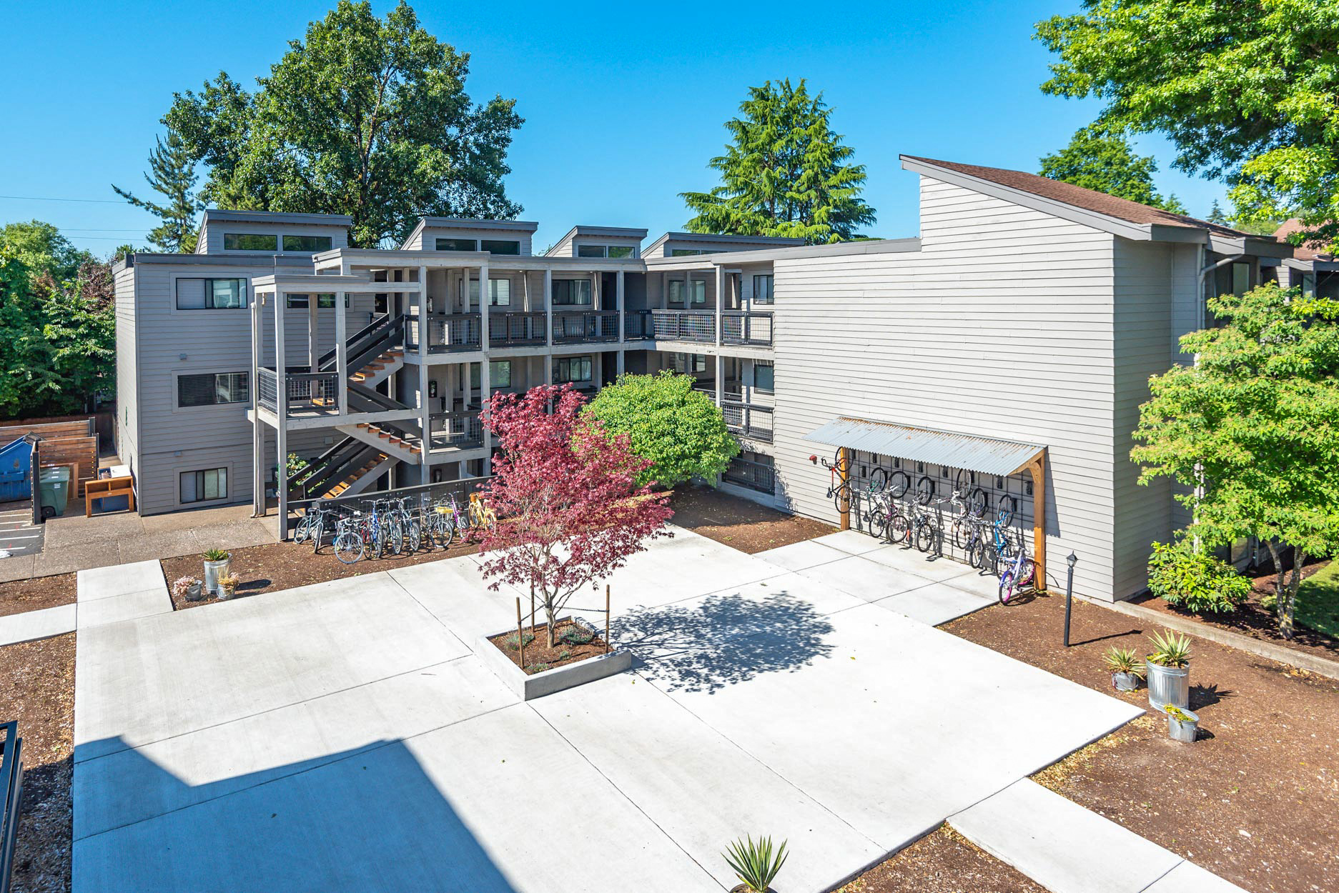 1335 North is a similar property to The Quad Corvallis located in Corvallis