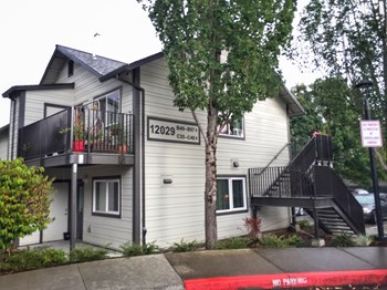 12020 Gladstone Street 2-3 Beds Apartment, Affordable for Rent - Photo Gallery 11