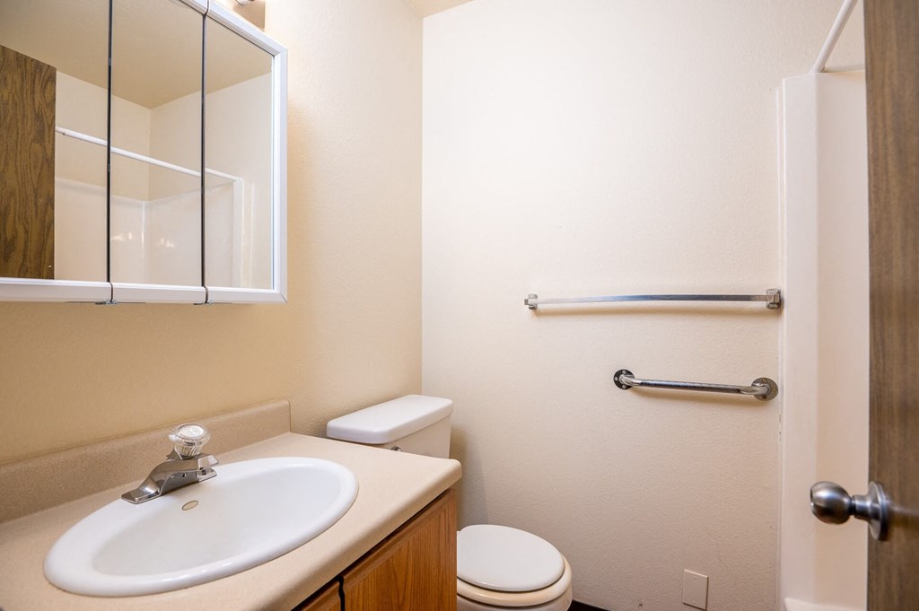 Forest Park Apartments, 2545 Columbia Blvd, St Helens, OR RentCafe