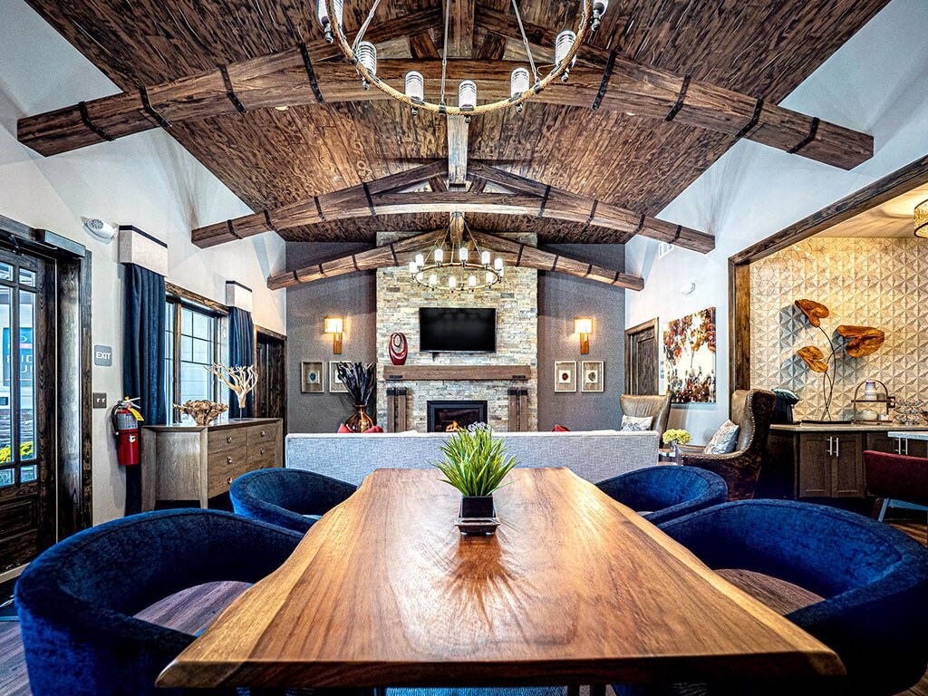 Resident Lounge at The Lakes, Allentown, PA, 18104