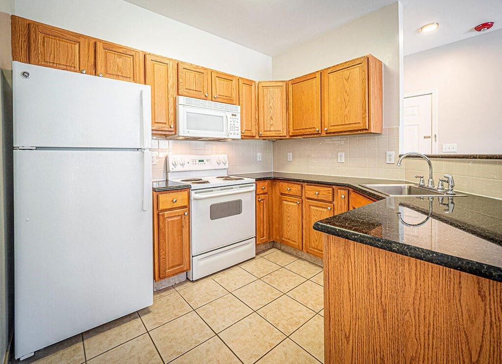 Fully Furnished Kitchen at Heritage Court, Ewing, New Jersey
