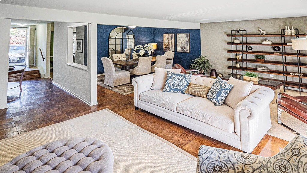 Living Room With Dining Area at The Lakes, Pennsylvania