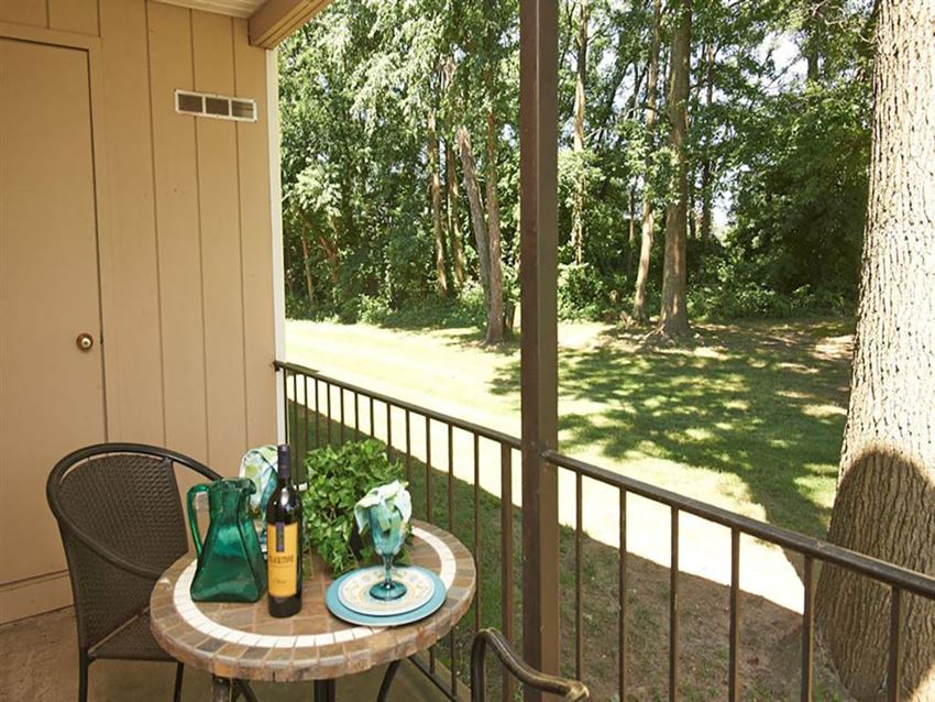 752 Estates Blvd 1 Bed Apartment for Rent - Photo Gallery