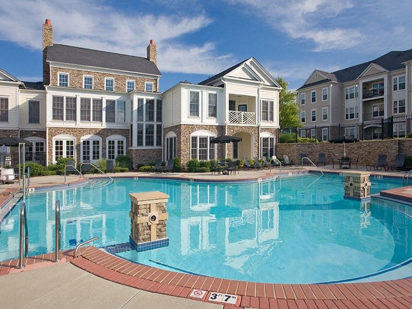 Harper's Crossing Apartments, 100 Harpers Crossing, Langhorne, PA