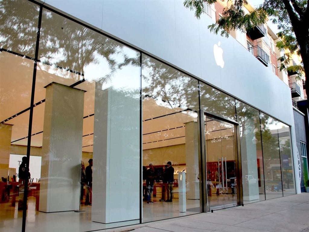 the front of an apple store with large glass windows