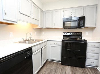 3104 Holmans Lane 1-2 Beds Apartment for Rent - Photo Gallery 3