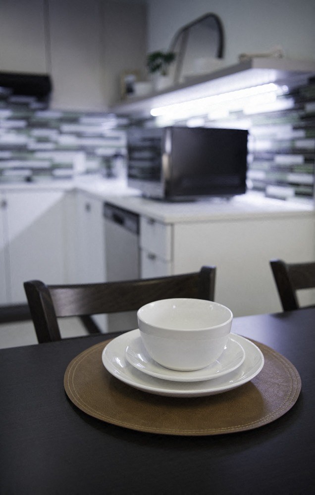 place setting eat in kitchen functional comfortable dining table