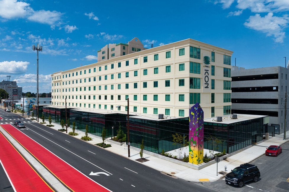 Building Exterior at The Icon, Richmond, VA 23230