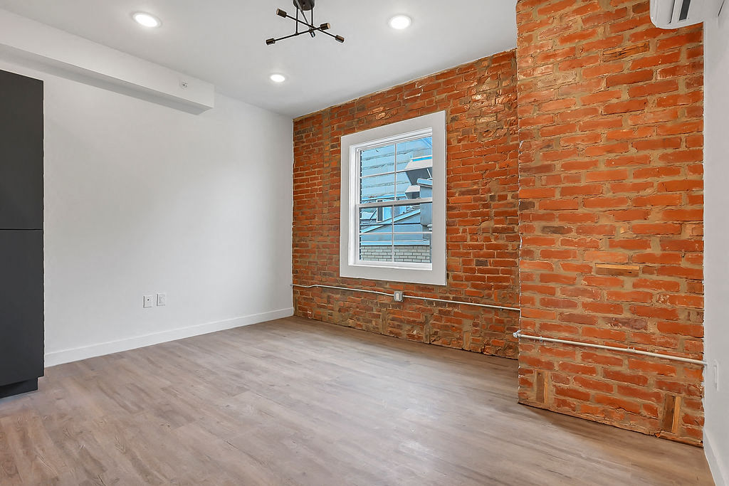 THE BROAD At Discovery District