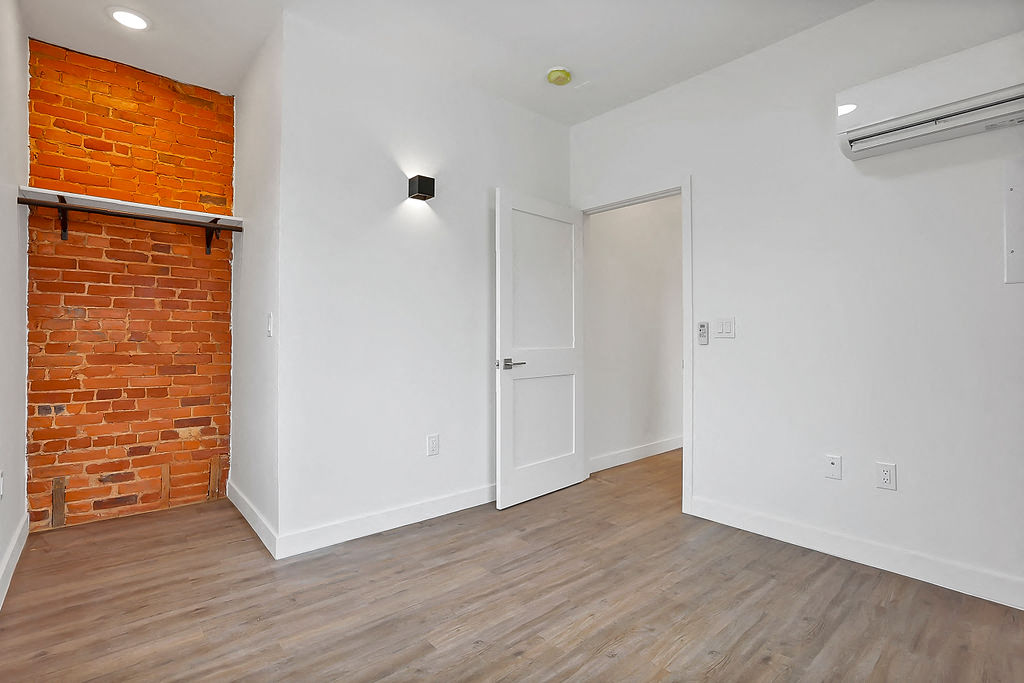 THE BROAD At Discovery District