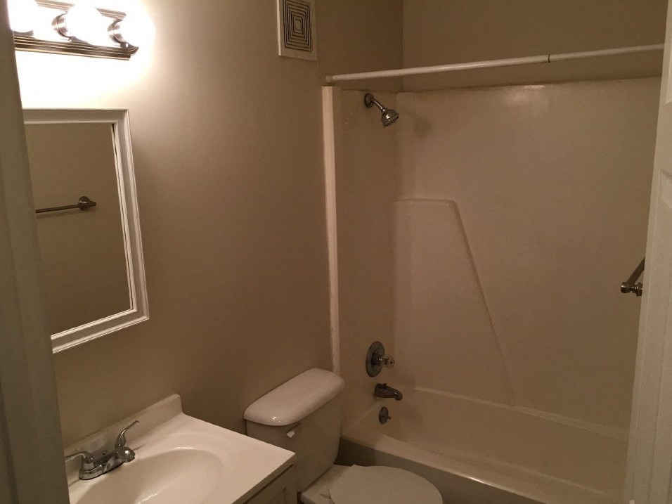 Modern Bathroom Fittings at Hidden Meadows, Marietta, 45750