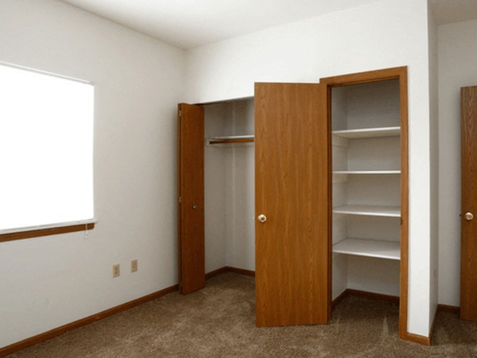 Bedroom at Springfield North Park in Springfield, OH 45503