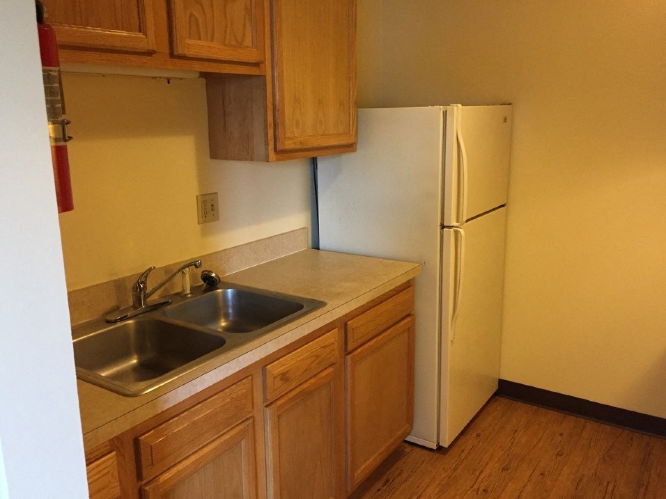 Kitchen at Oakwood Village in Parkersburg, WV 26101