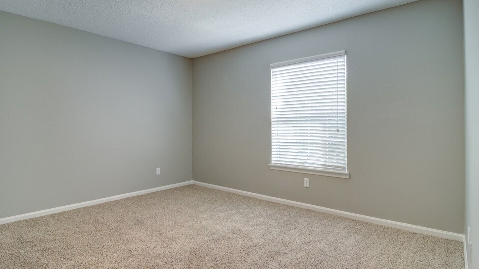 Classic Bedroom at The Benton Apartment Homes, Hoover, AL 35216