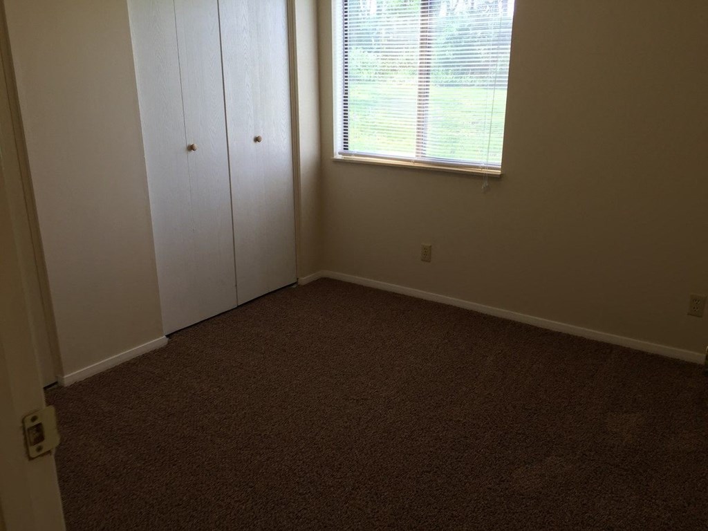 Bedroom at Amber Hill, Parkersburg
