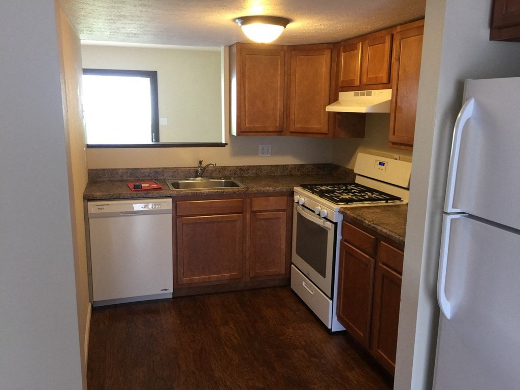 Fully Equipped Kitchen at Evergreen, Belpre, 45714