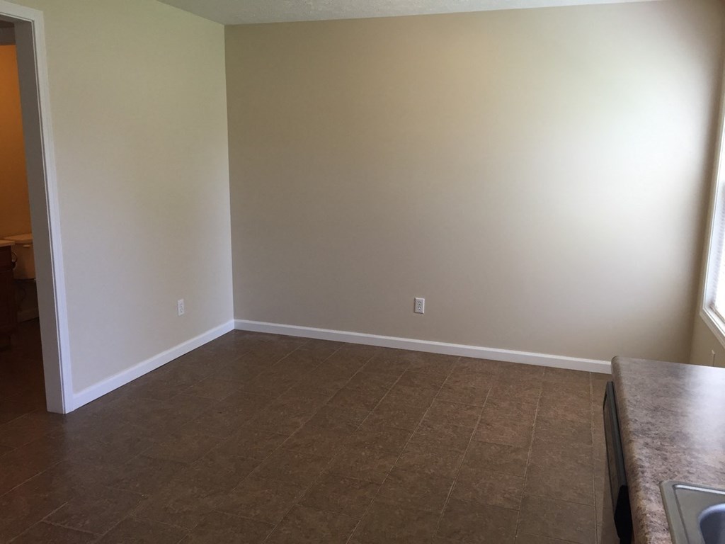 Kitchen With Ample Storage at Evergreen, Belpre, OH