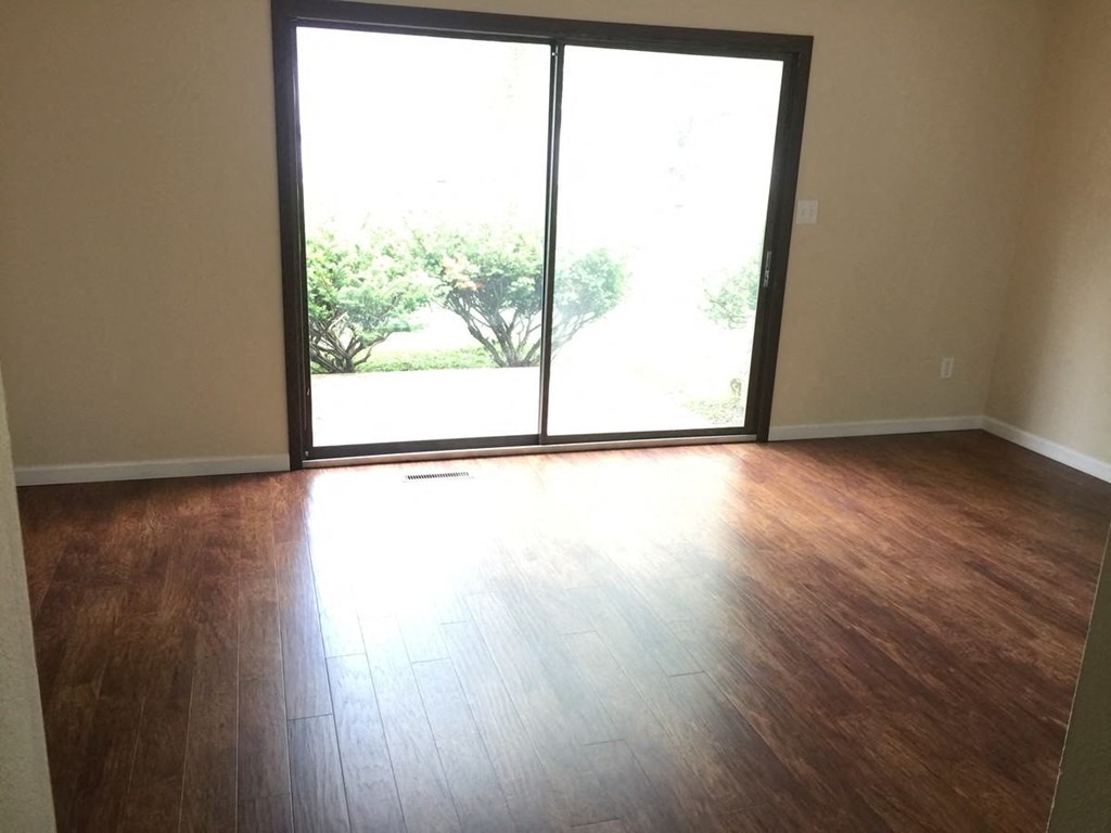 Large Living Room With wooden Flooring at Evergreen, Belpre, 45714
