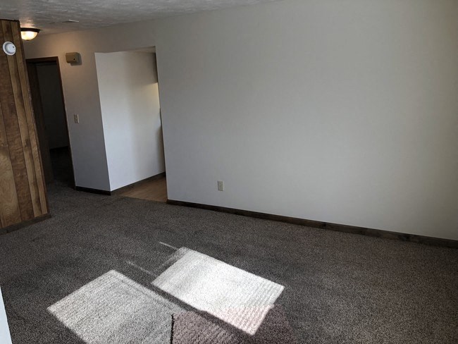 Room with sunlight at Dutch Hills Terrace Apartments, West Virginia, 26104