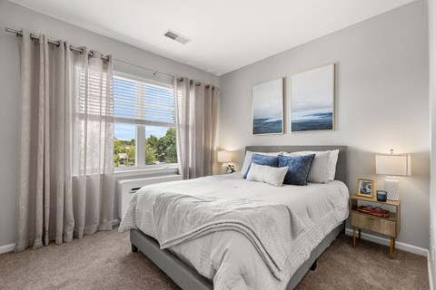 Model Guest Bedroom