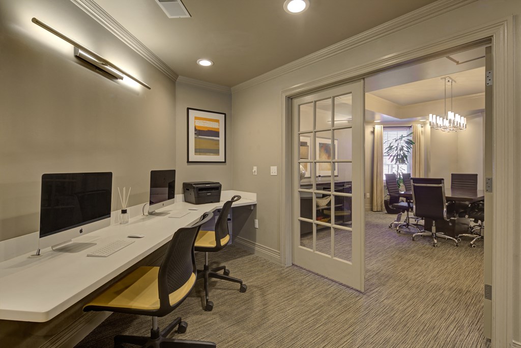Business Center/Conference Room