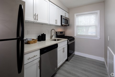 402 South 15Th Street 1-3 Beds Apartment for Rent