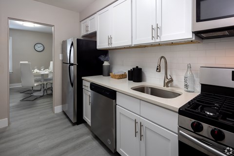 402 South 15Th Street 1-3 Beds Apartment for Rent