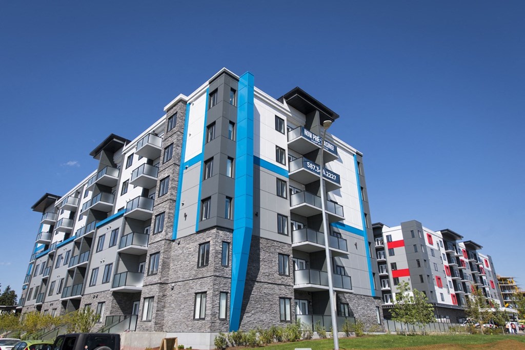 Kingsland Apartments Exterior