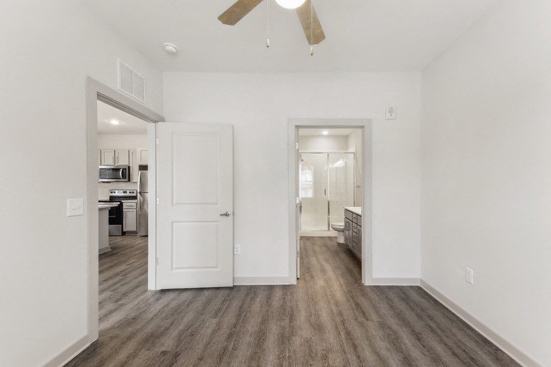 primary bedroom with private bath south twenty cartersville ga