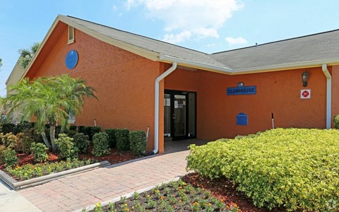 the exterior of the clubhouse at Southern Oaks Residences