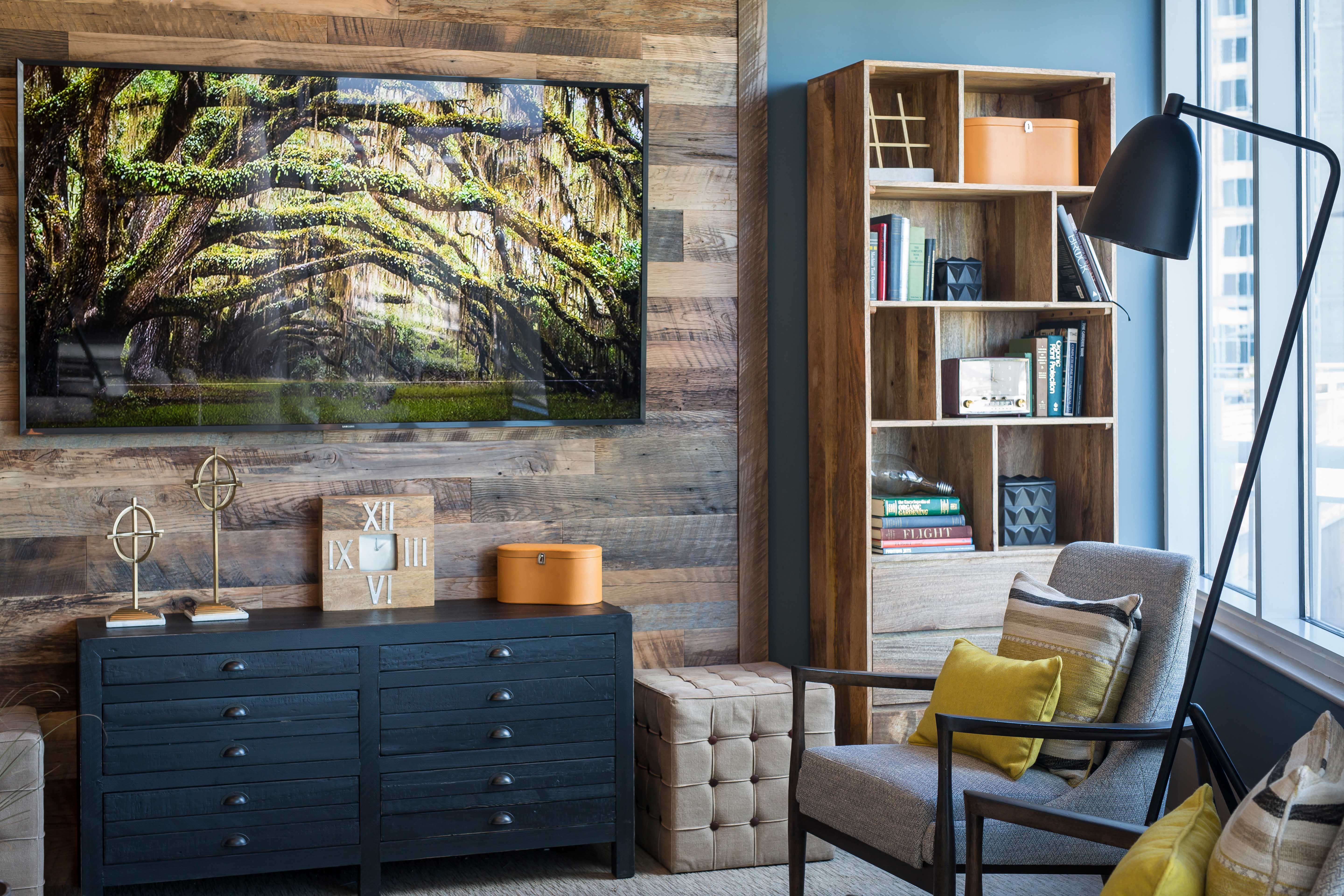 Placemakr Premier Sobro is a similar property to Apex Nashville West located in Nashville