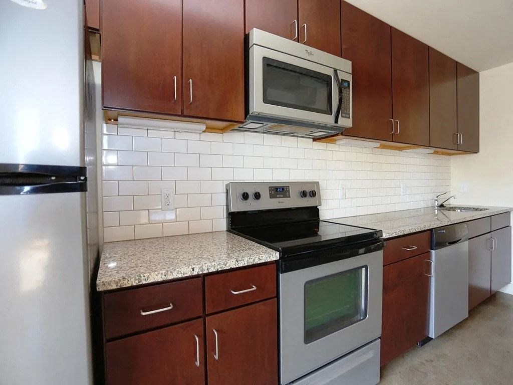 Efficient Appliances In Kitchen at 1221 Broadway Lofts, Texas