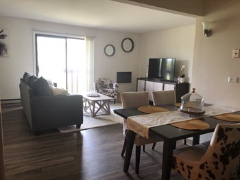 100 Cedar Ridge Lane 1-3 Beds Apartment for Rent - Photo Gallery 4